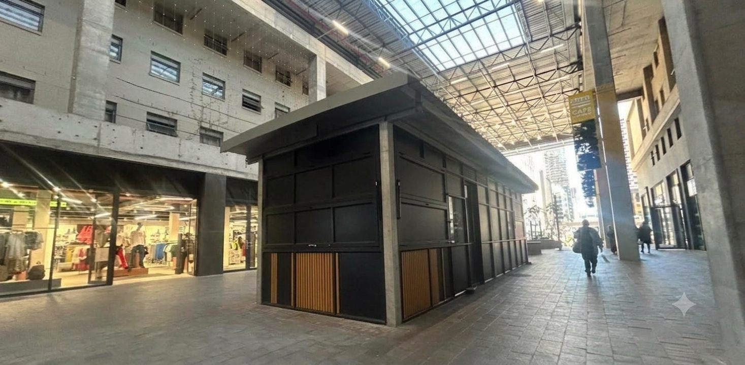 Happy Hippo kiosk — before